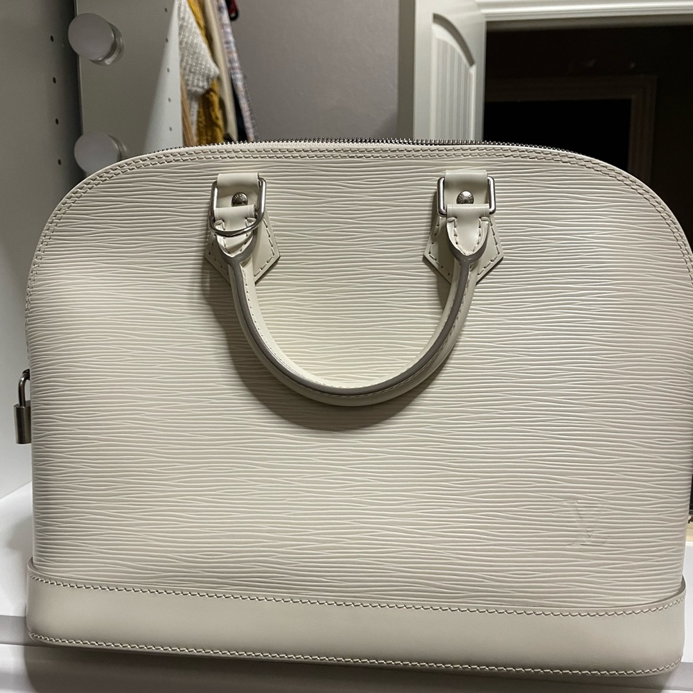 Louis Vuitton Alma Epi Leather MM size Ivory Color